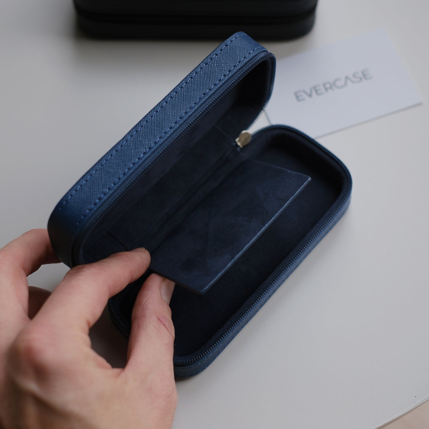 Single Watch Case