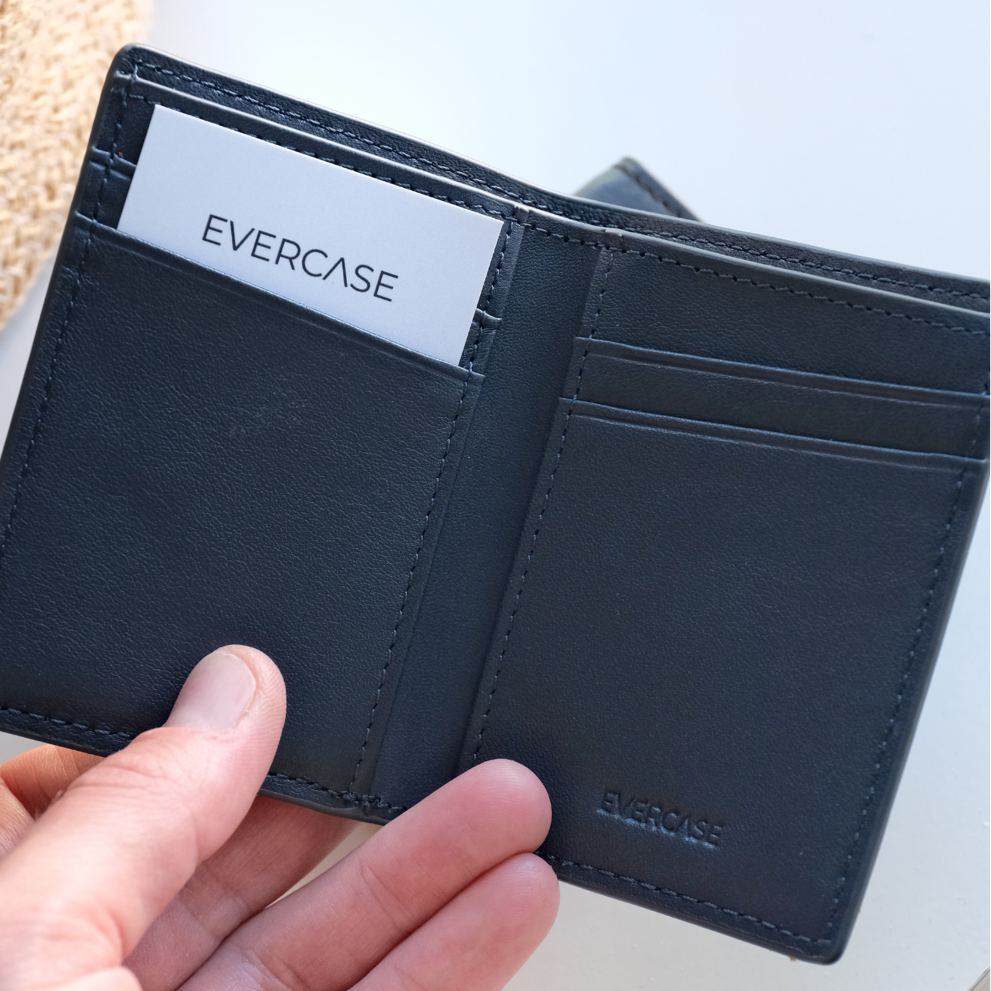 Slim Wallet - 8 Cards